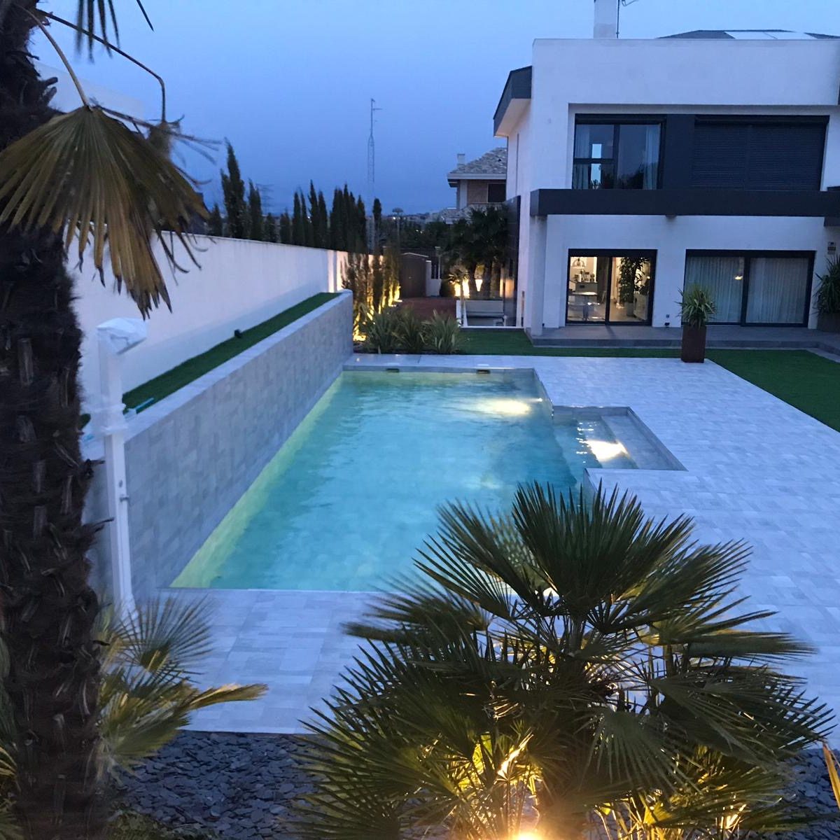 9a046720-7298-487e-9563-e49810e76907